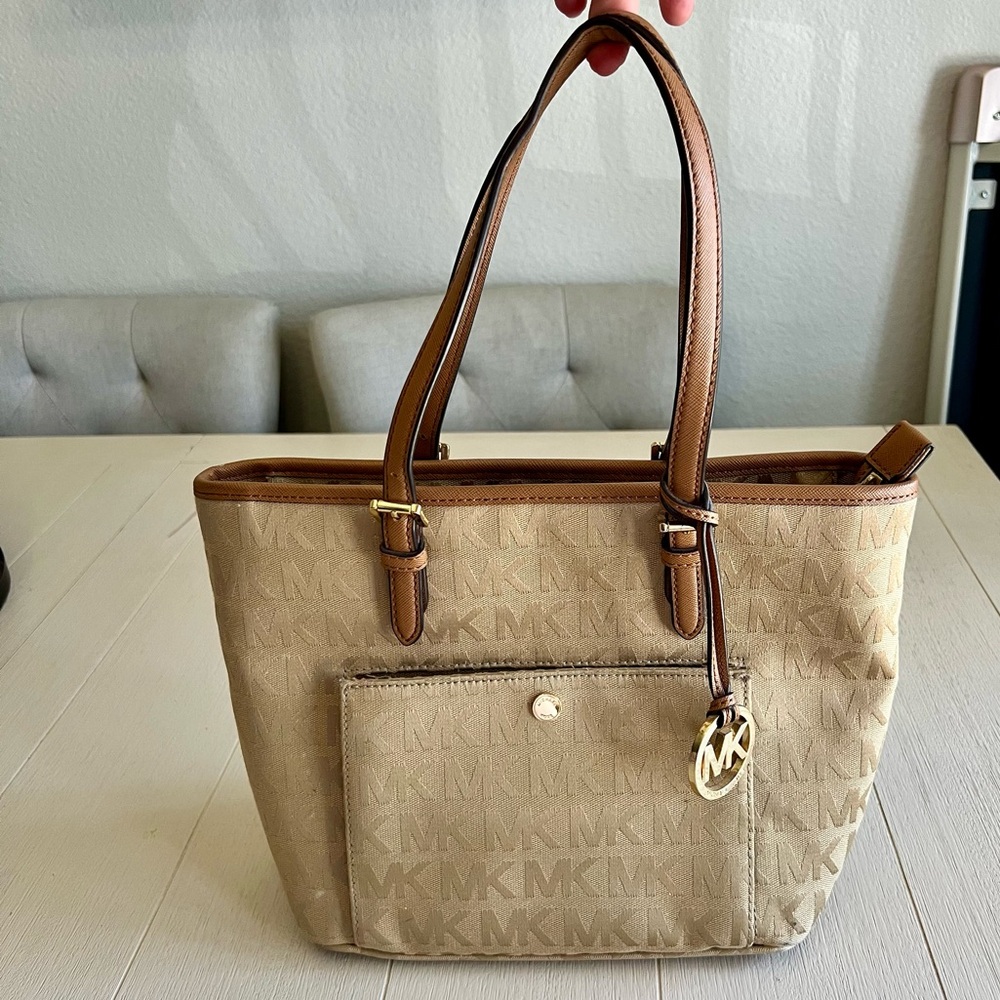 Michael Kors Canvas Jet Set Medium Logo Tote